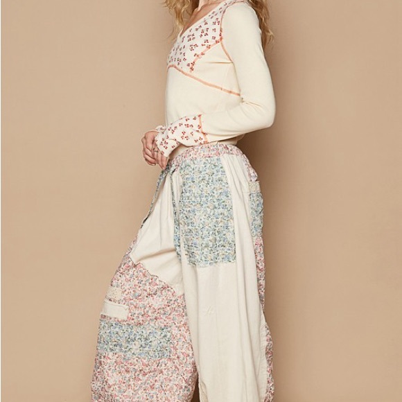 253B. Floral Print Patchwork Twill Jogger Pants - Oatmeal - Picture 5 of 7